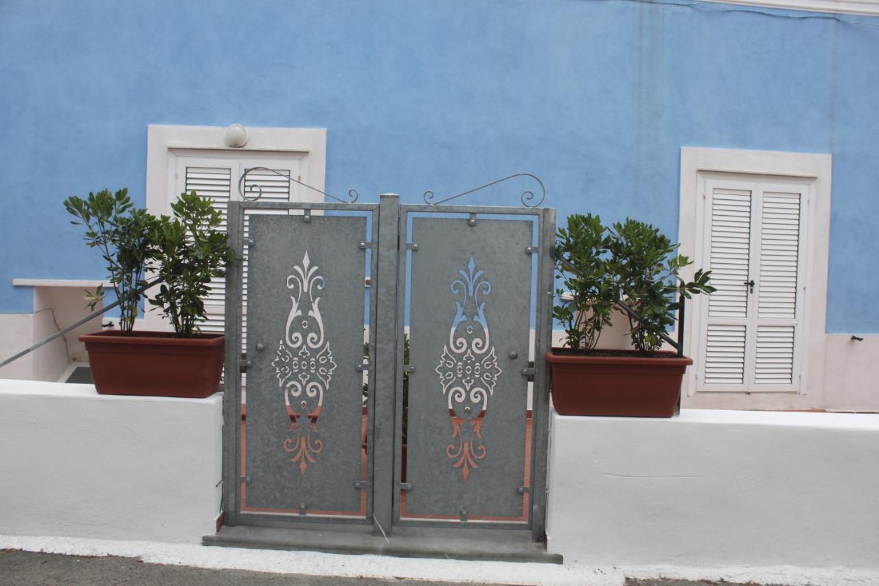 Camere Dieci Maggio- Beb Dory, Nemo, Guizzo Ponza Buitenkant foto
