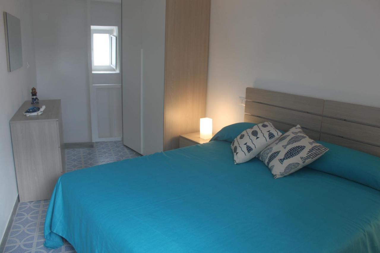 Camere Dieci Maggio- Beb Dory, Nemo, Guizzo Ponza Buitenkant foto