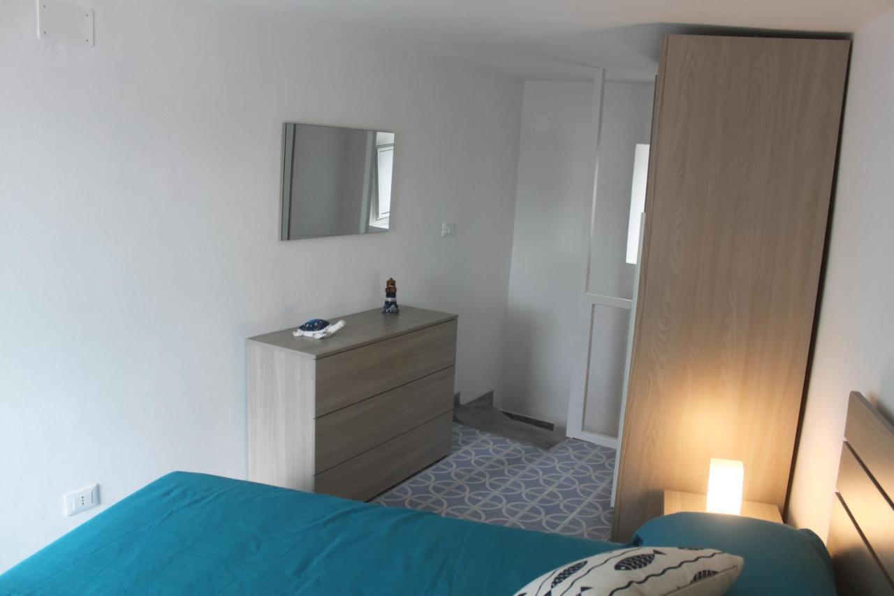 Camere Dieci Maggio- Beb Dory, Nemo, Guizzo Ponza Buitenkant foto