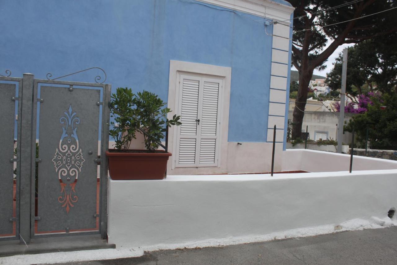 Camere Dieci Maggio- Beb Dory, Nemo, Guizzo Ponza Buitenkant foto