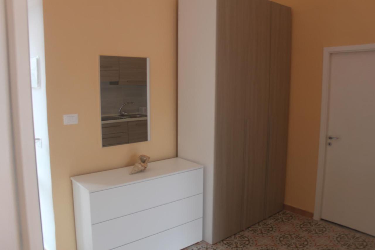 Camere Dieci Maggio- Beb Dory, Nemo, Guizzo Ponza Buitenkant foto